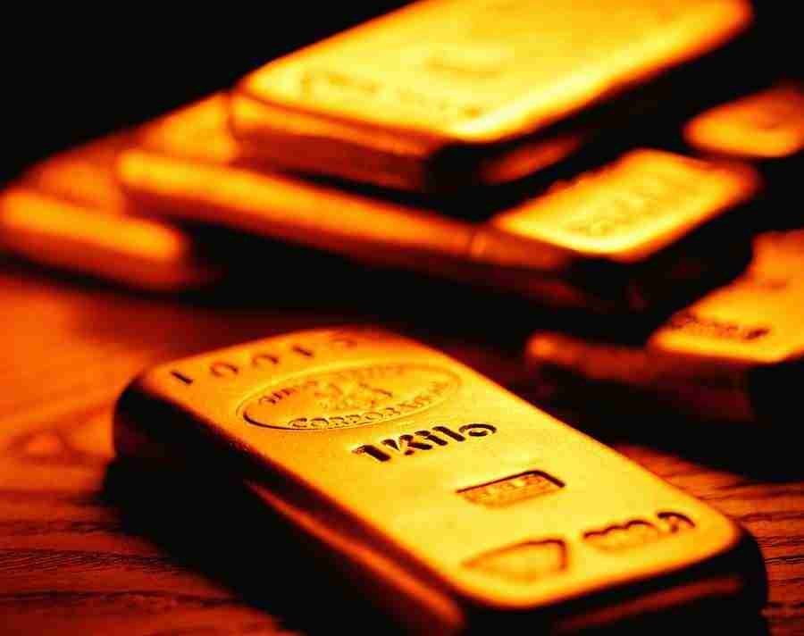 Money and Gold - AsiaImageBank ></a>
<script language=JavaScript> 
  var txt = 