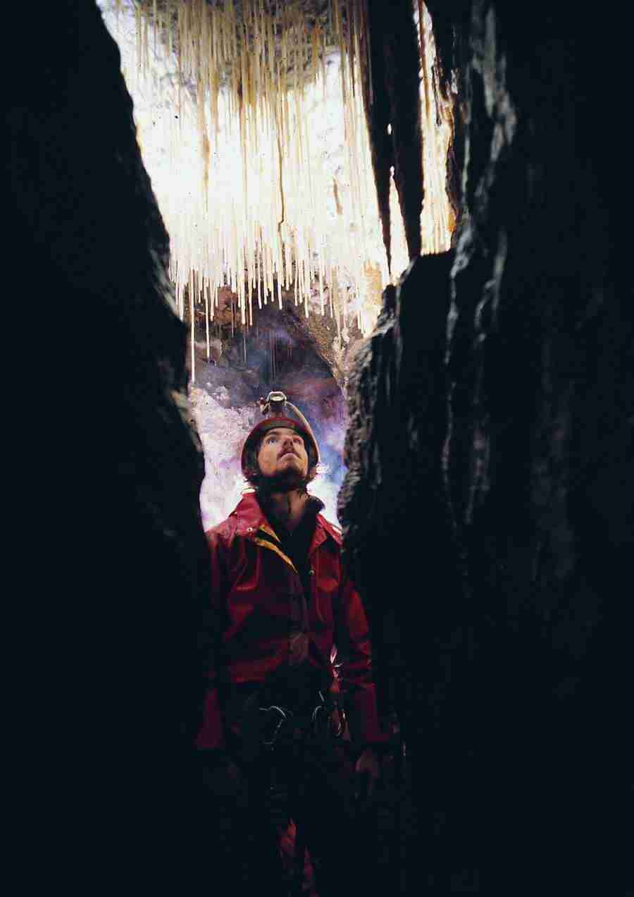 Caves - BackArts ></a>
<script language=JavaScript> 
  var txt = 