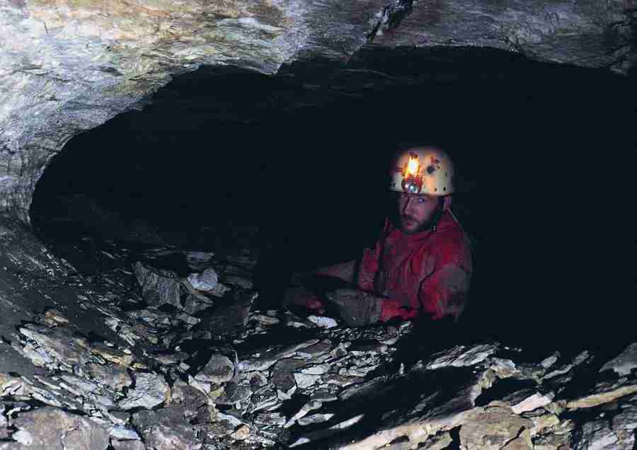Caves - BackArts ></a>
<script language=JavaScript> 
  var txt = 