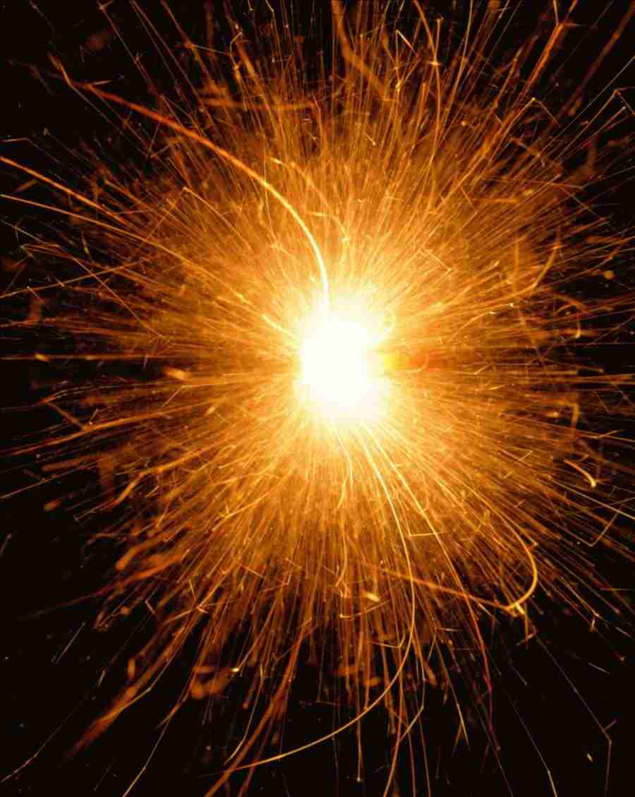 Fire, Earth and Nature - BackArts ></a>
<script language=JavaScript> 
  var txt = 