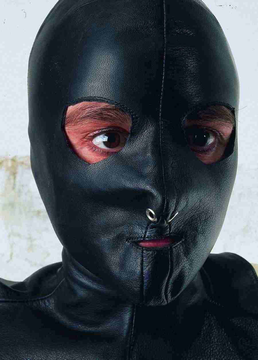 Lacquer and Leather - BackArts ></a>
<script language=JavaScript> 
  var txt = 