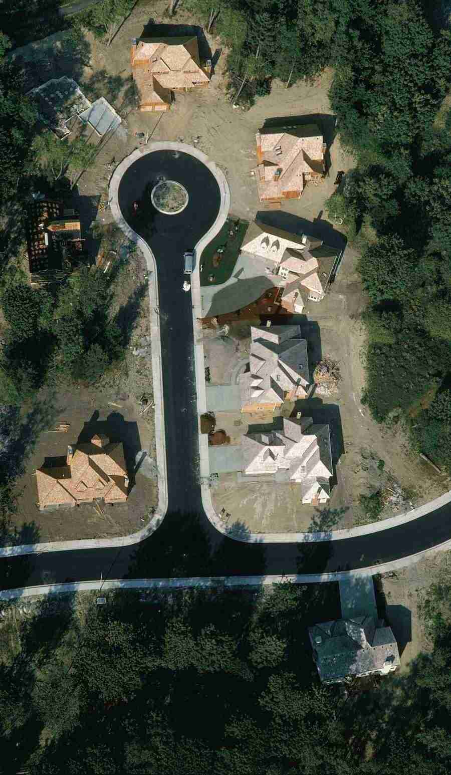 Aerials - Brand X Pictures ></a>
<script language=JavaScript> 
  var txt = 