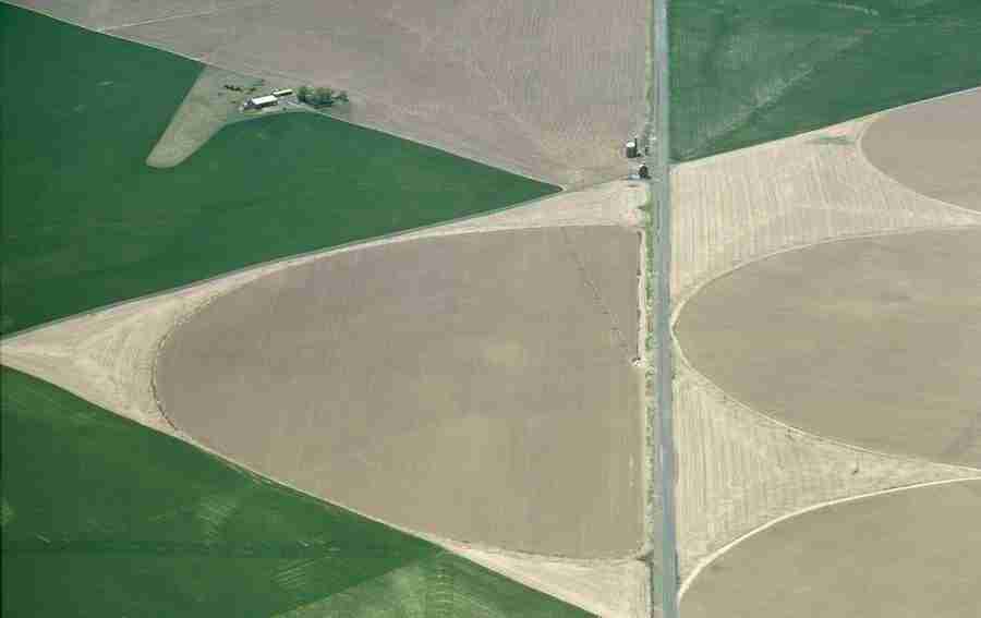 Aerials - Brand X Pictures ></a>
<script language=JavaScript> 
  var txt = 