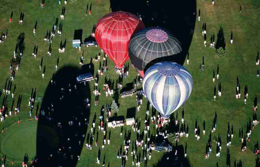 Aerials - Brand X Pictures ></a>
<script language=JavaScript> 
  var txt = 