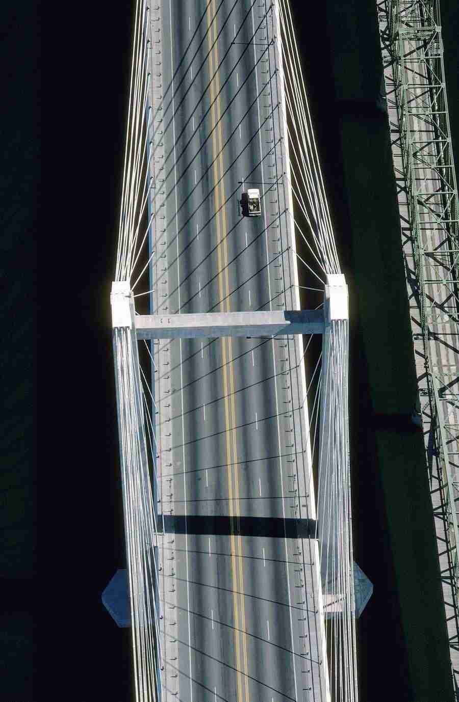 Aerials - Brand X Pictures ></a>
<script language=JavaScript> 
  var txt = 