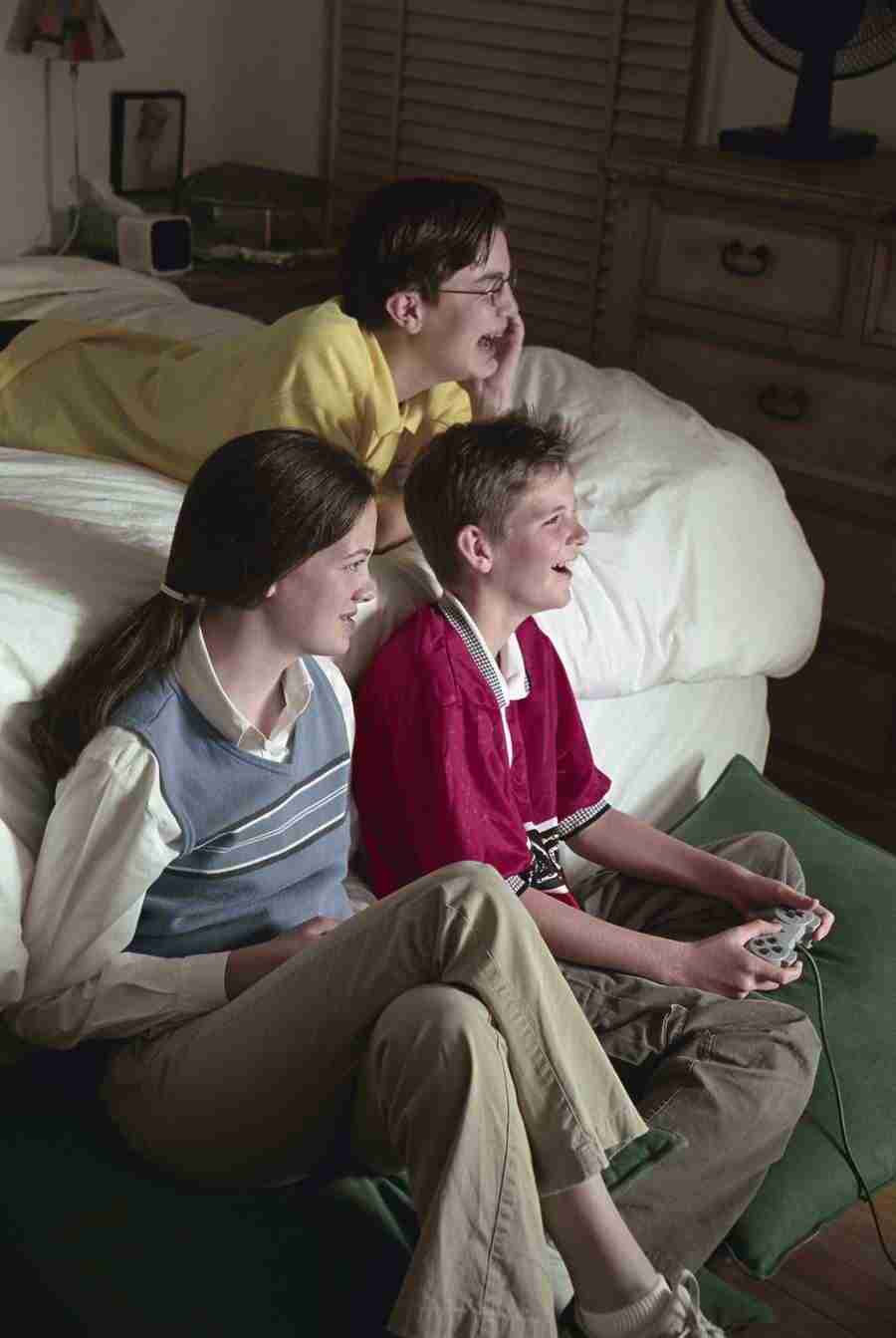 Cool Kids 10-14 - Brand X Pictures ></a>
<script language=JavaScript> 
  var txt = 