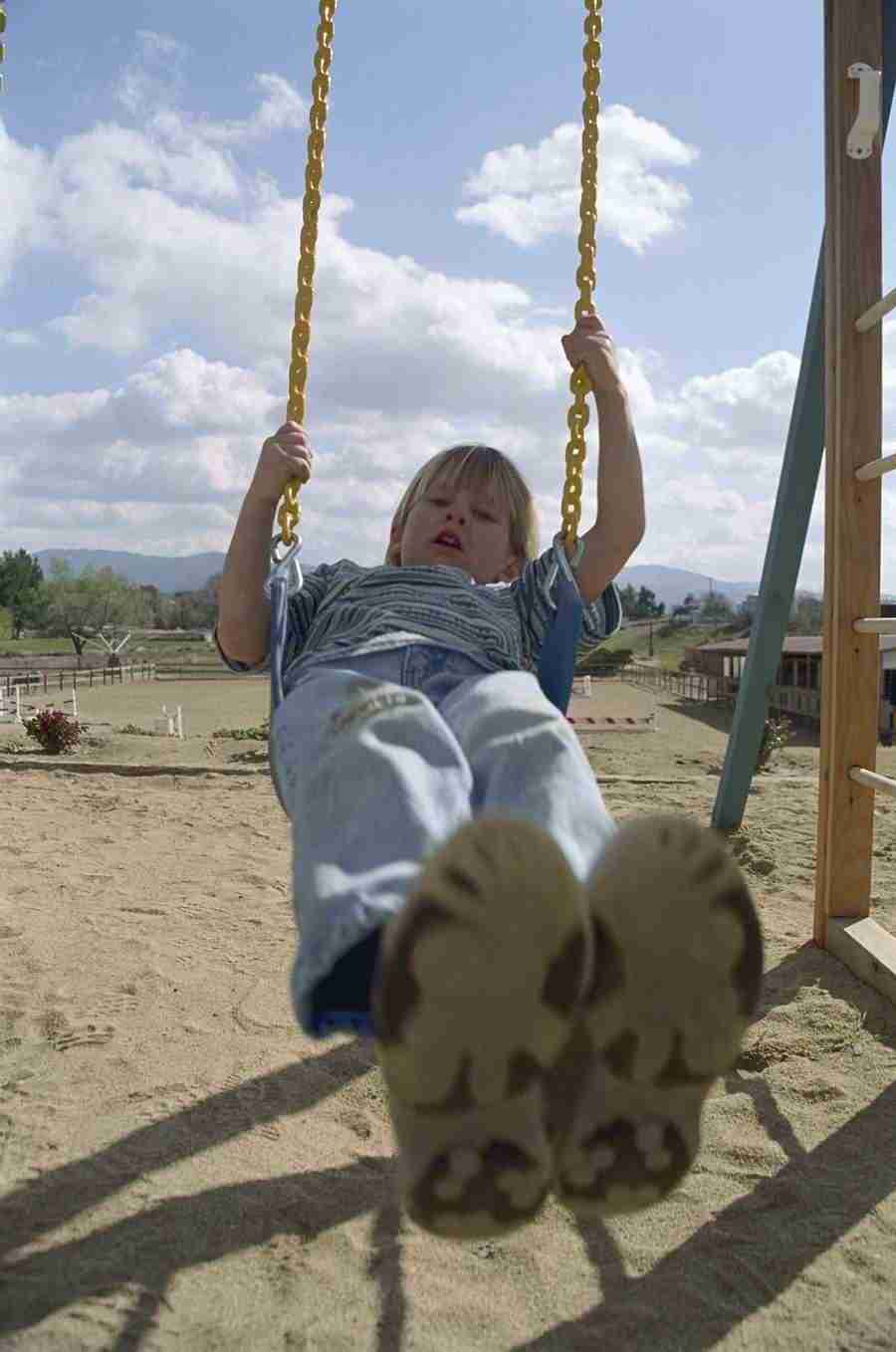 Cool Kids 3-9 - Brand X Pictures ></a>
<script language=JavaScript> 
  var txt = 