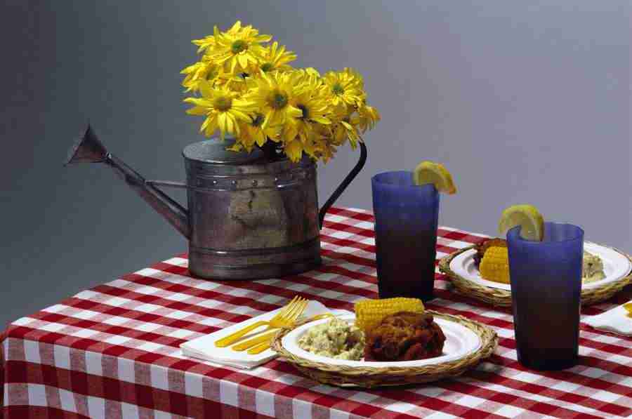 Summer Fun - Brand X Pictures ></a>
<script language=JavaScript> 
  var txt = 