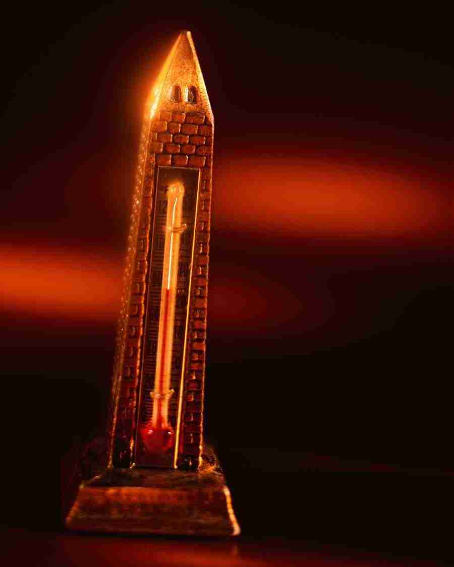 Conceptual Still Life - Corbis ></a>
<script language=JavaScript> 
  var txt = 