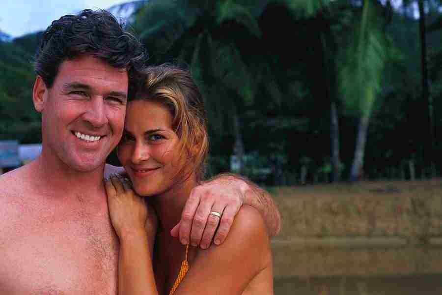 Romantic Moments - Corbis ></a>
<script language=JavaScript> 
  var txt = 