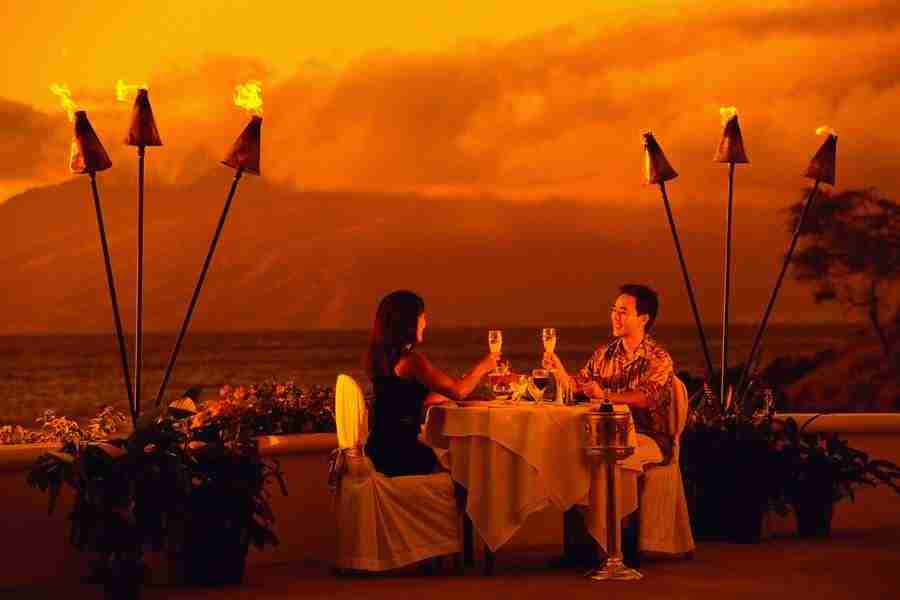 Romantic Moments - Corbis ></a>
<script language=JavaScript> 
  var txt = 