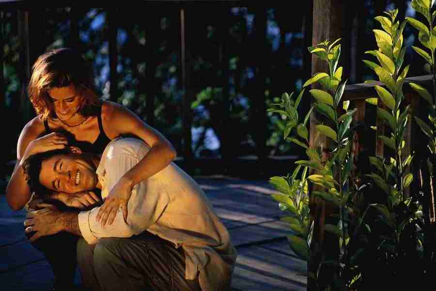 Romantic Moments - Corbis ></a>
<script language=JavaScript> 
  var txt = 