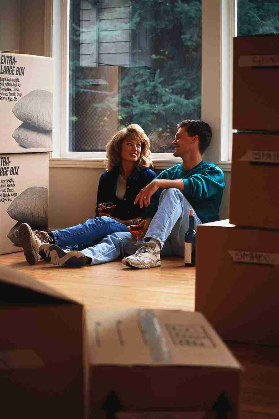 Romantic Moments - Corbis ></a>
<script language=JavaScript> 
  var txt = 