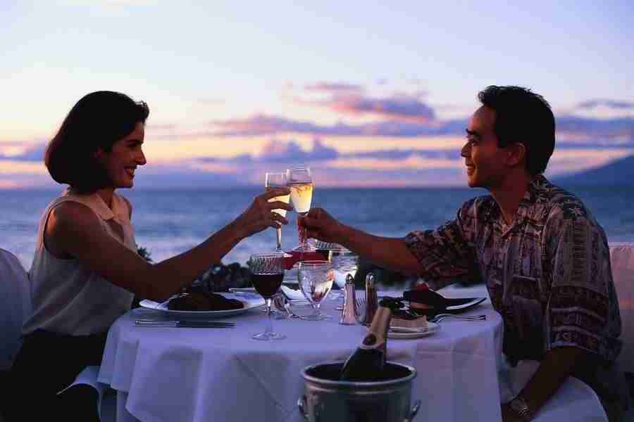 Romantic Moments - Corbis ></a>
<script language=JavaScript> 
  var txt = 