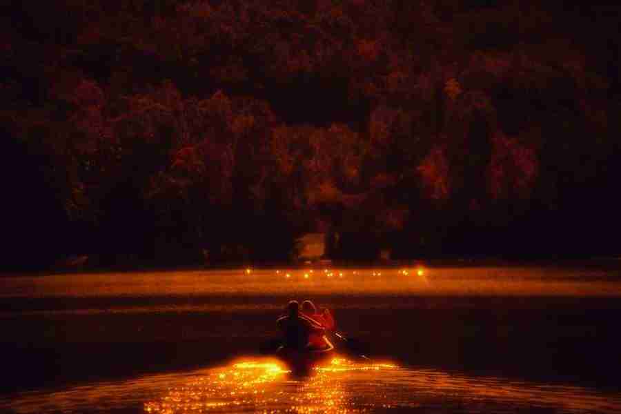 Romantic Moments - Corbis ></a>
<script language=JavaScript> 
  var txt = 