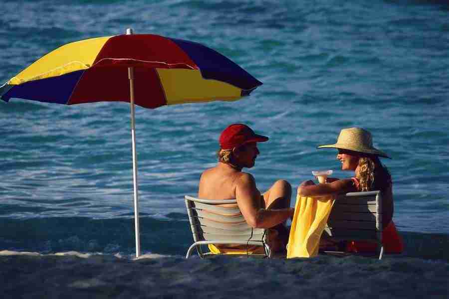 Romantic Moments - Corbis ></a>
<script language=JavaScript> 
  var txt = 