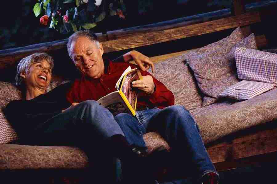 Romantic Moments - Corbis ></a>
<script language=JavaScript> 
  var txt = 