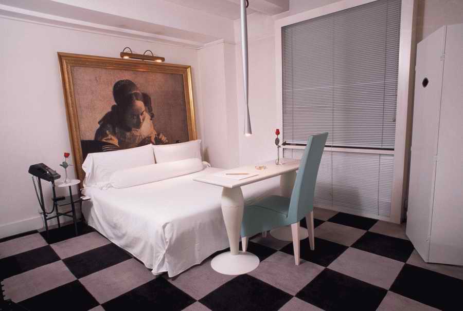 Interior 1 - Corbis Online ></a>
<script language=JavaScript> 
  var txt = 