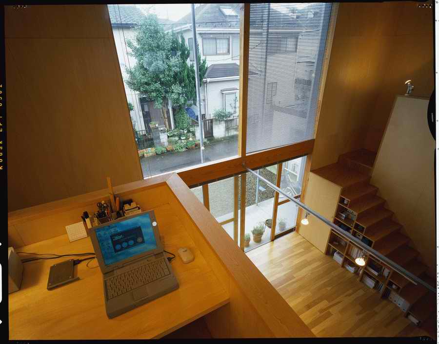 Interior 1 - Corbis Online ></a>
<script language=JavaScript> 
  var txt = 