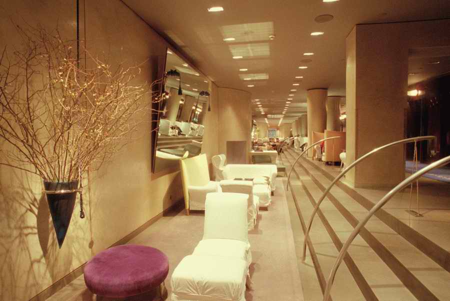 Interior 1 - Corbis Online ></a>
<script language=JavaScript> 
  var txt = 