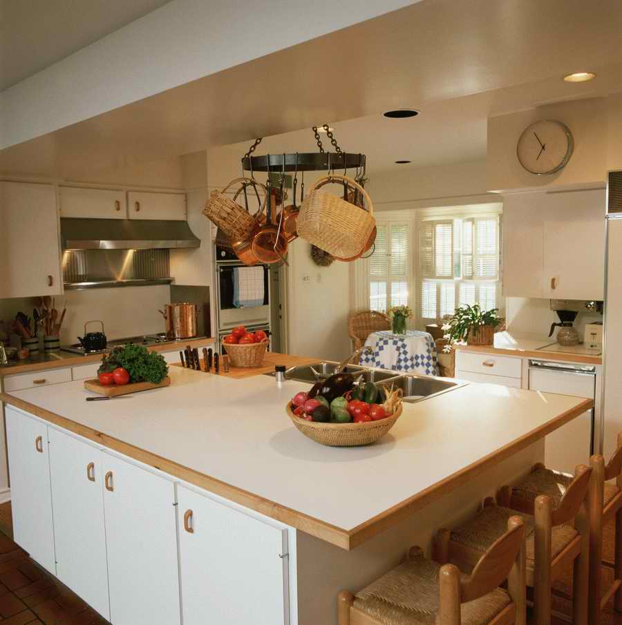 Interior 1 - Corbis Online ></a>
<script language=JavaScript> 
  var txt = 