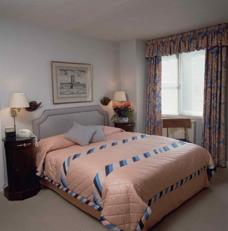 Interior 1 - Corbis Online ></a>
<script language=JavaScript> 
  var txt = 