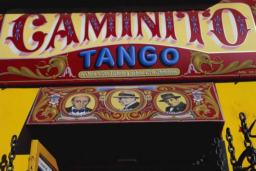 Poster Postcard 5 - Corbis Online ></a>
<script language=JavaScript> 
  var txt = 