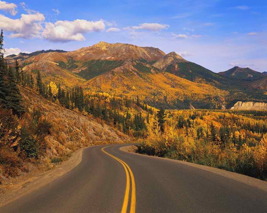 Road 3 - Corbis Online ></a>
<script language=JavaScript> 
  var txt = 