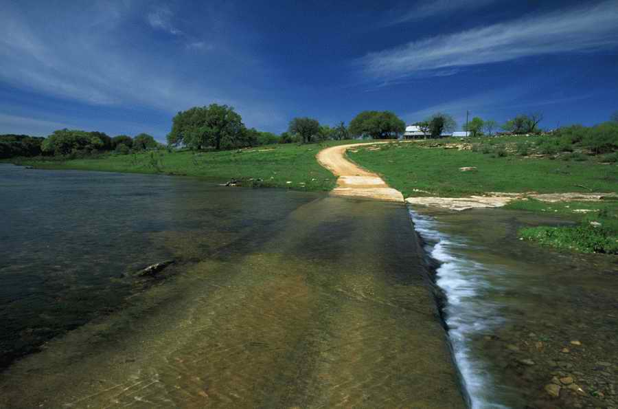 Road 3 - Corbis Online ></a>
<script language=JavaScript> 
  var txt = 