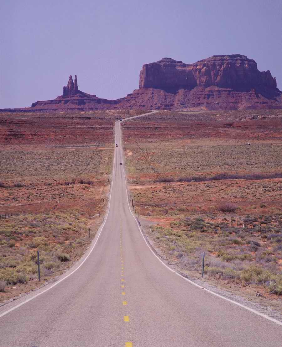 Road 3 - Corbis Online ></a>
<script language=JavaScript> 
  var txt = 