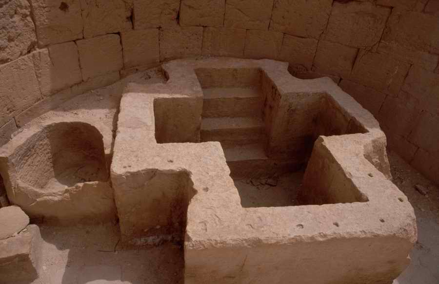 Ruins of Ancient - Corbis Online ></a>
<script language=JavaScript> 
  var txt = 