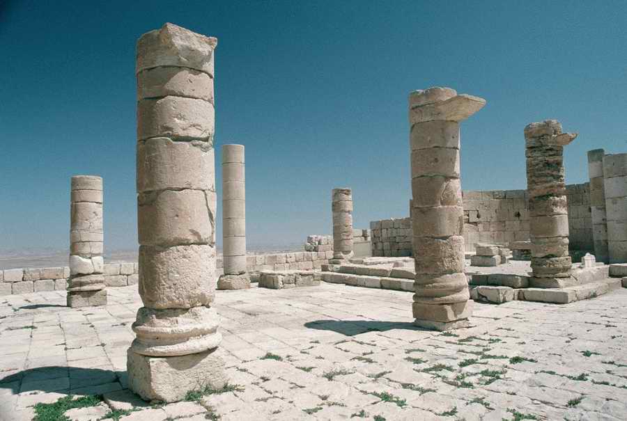 Ruins of Ancient - Corbis Online ></a>
<script language=JavaScript> 
  var txt = 