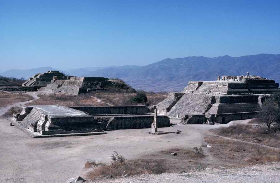 Ruins of Ancient 2 - Corbis Online ></a>
<script language=JavaScript> 
  var txt = 