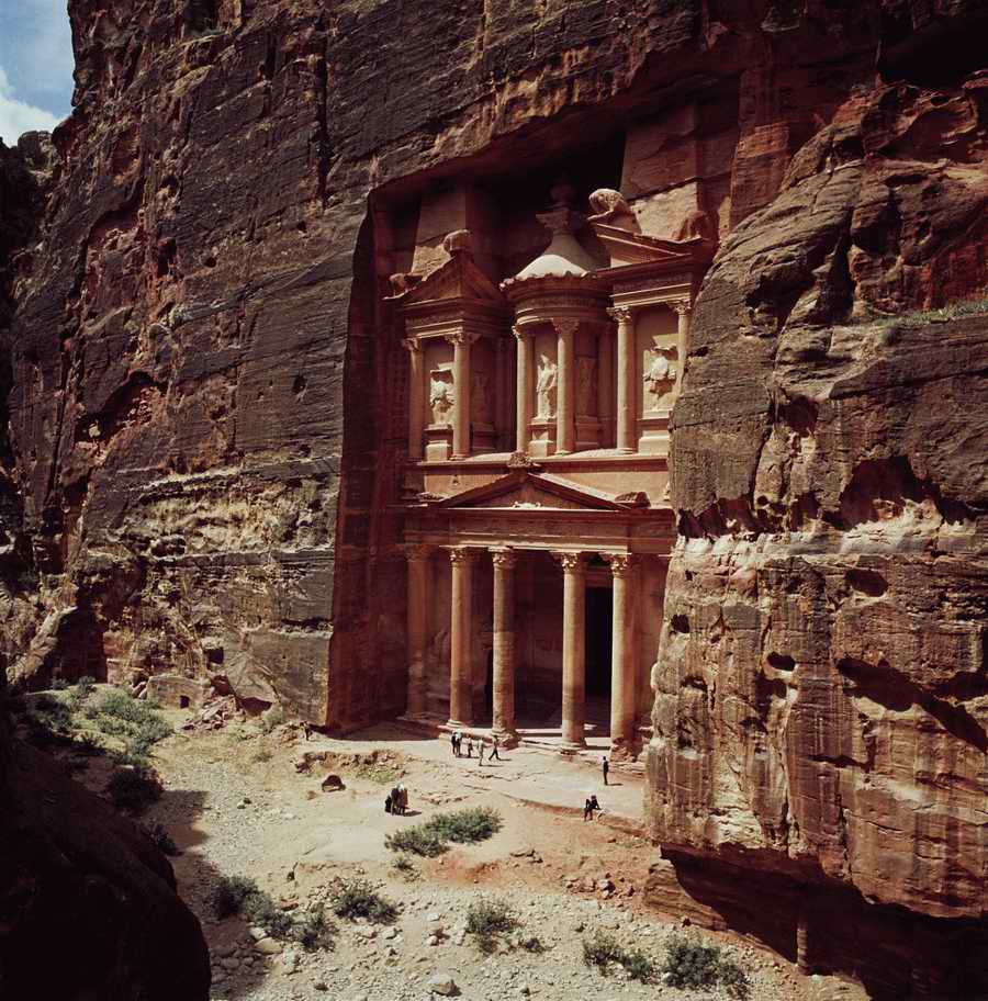 Ruins of Ancient 2 - Corbis Online ></a>
<script language=JavaScript> 
  var txt = 