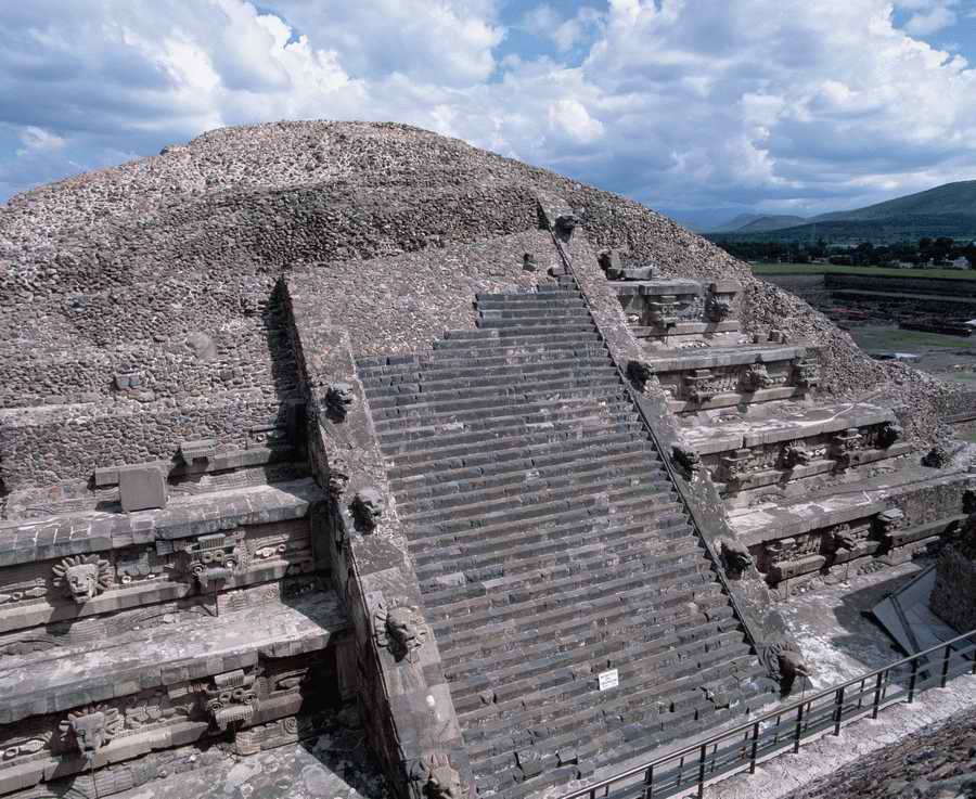 Ruins of Ancient 2 - Corbis Online ></a>
<script language=JavaScript> 
  var txt = 