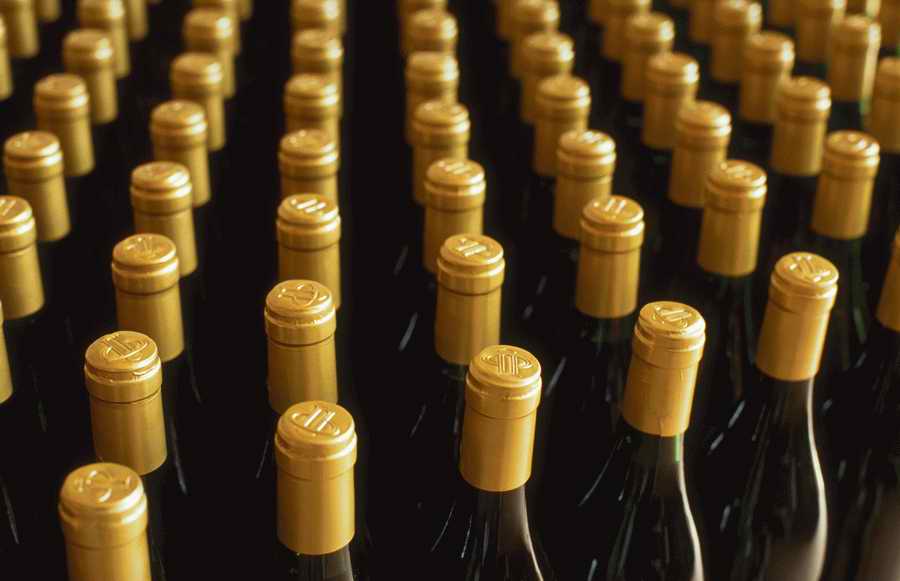Vinification - Corbis Online ></a>
<script language=JavaScript> 
  var txt = 