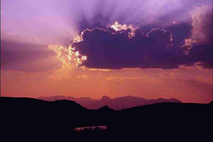 Evening Skies - Corel Professional Photos ></a>
<script language=JavaScript> 
  var txt = 