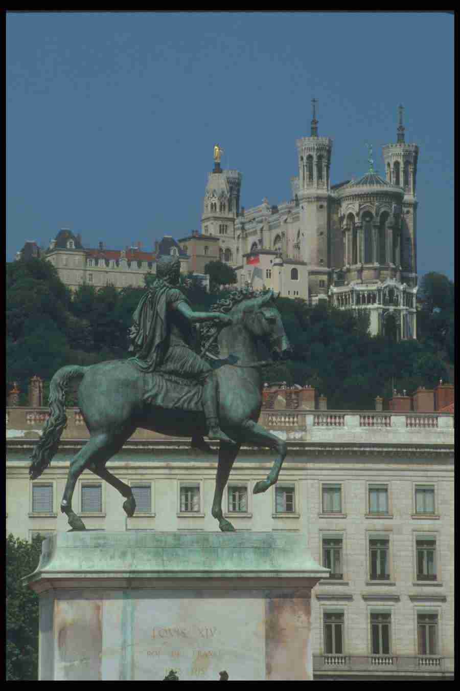 France - Corel Professional Photos ></a>
<script language=JavaScript> 
  var txt = 