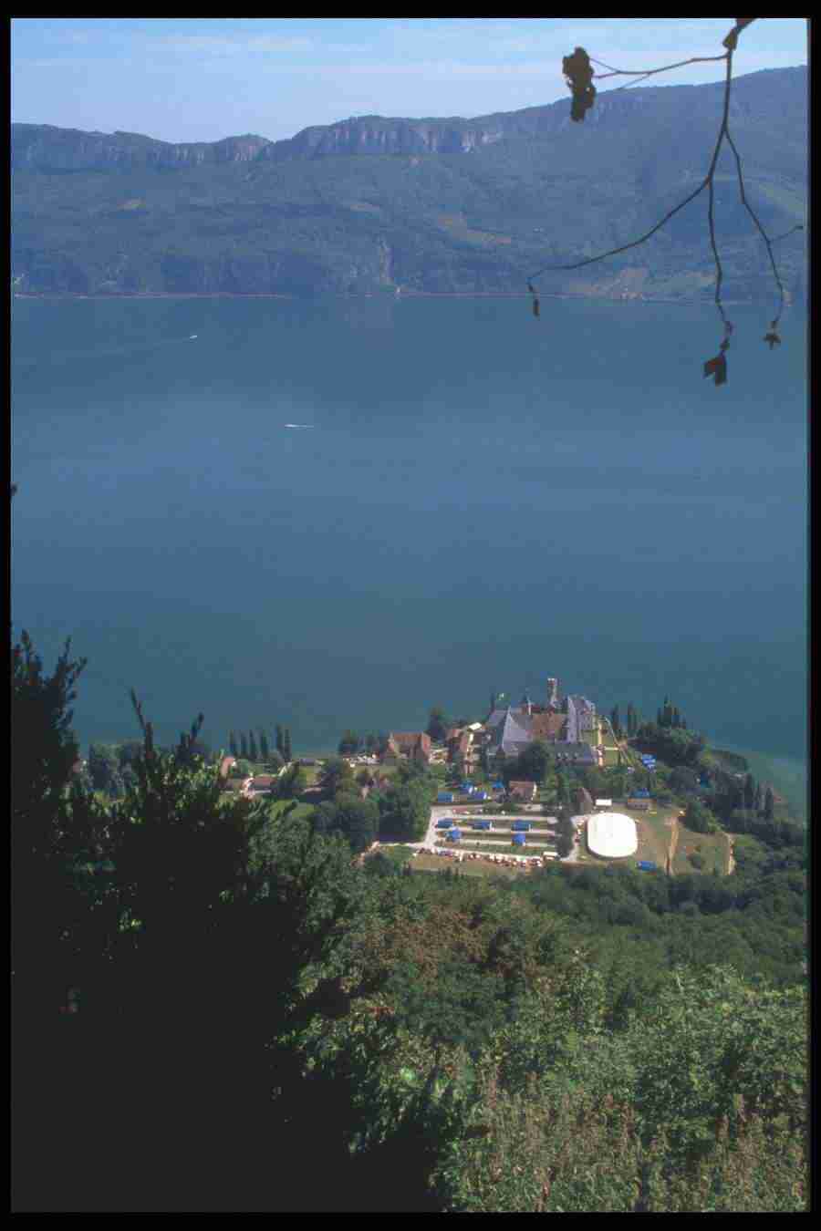 France - Corel Professional Photos ></a>
<script language=JavaScript> 
  var txt = 