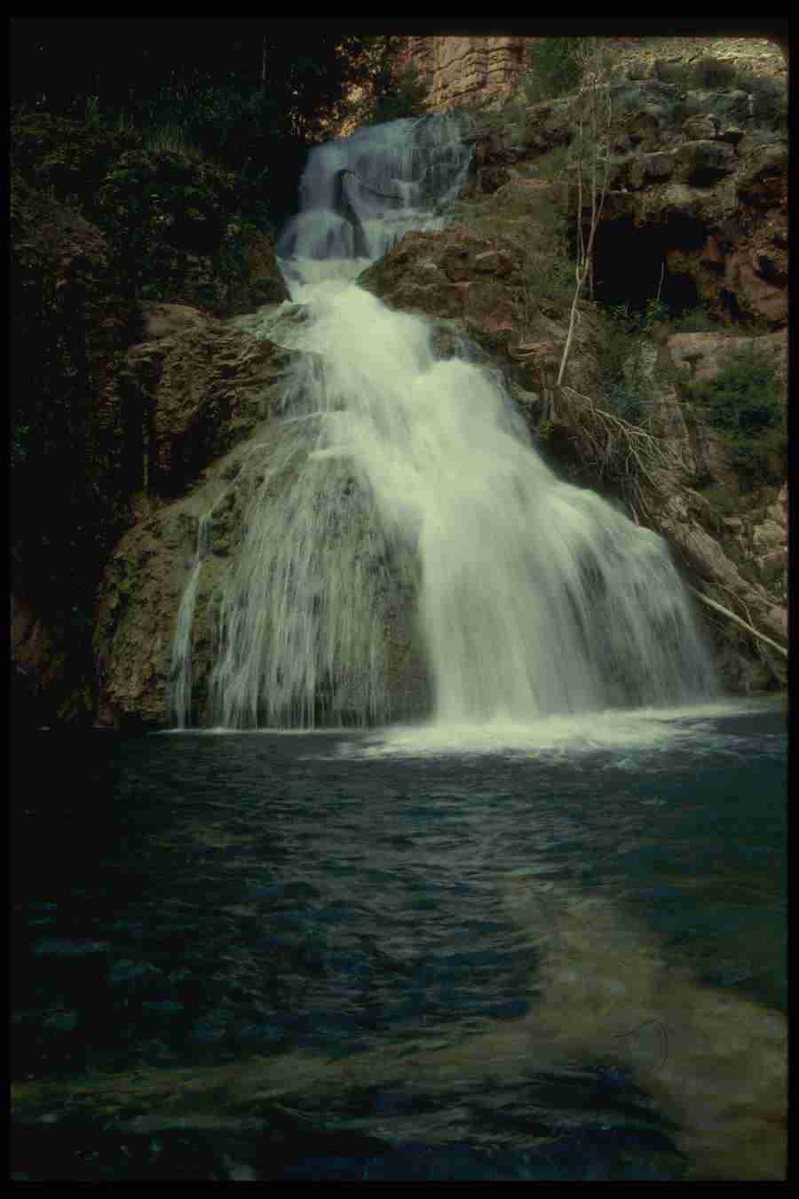 Grand Canyon - Corel Professional Photos ></a>
<script language=JavaScript> 
  var txt = 