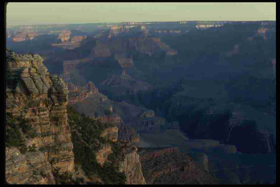 Grand Canyon - Corel Professional Photos ></a>
<script language=JavaScript> 
  var txt = 