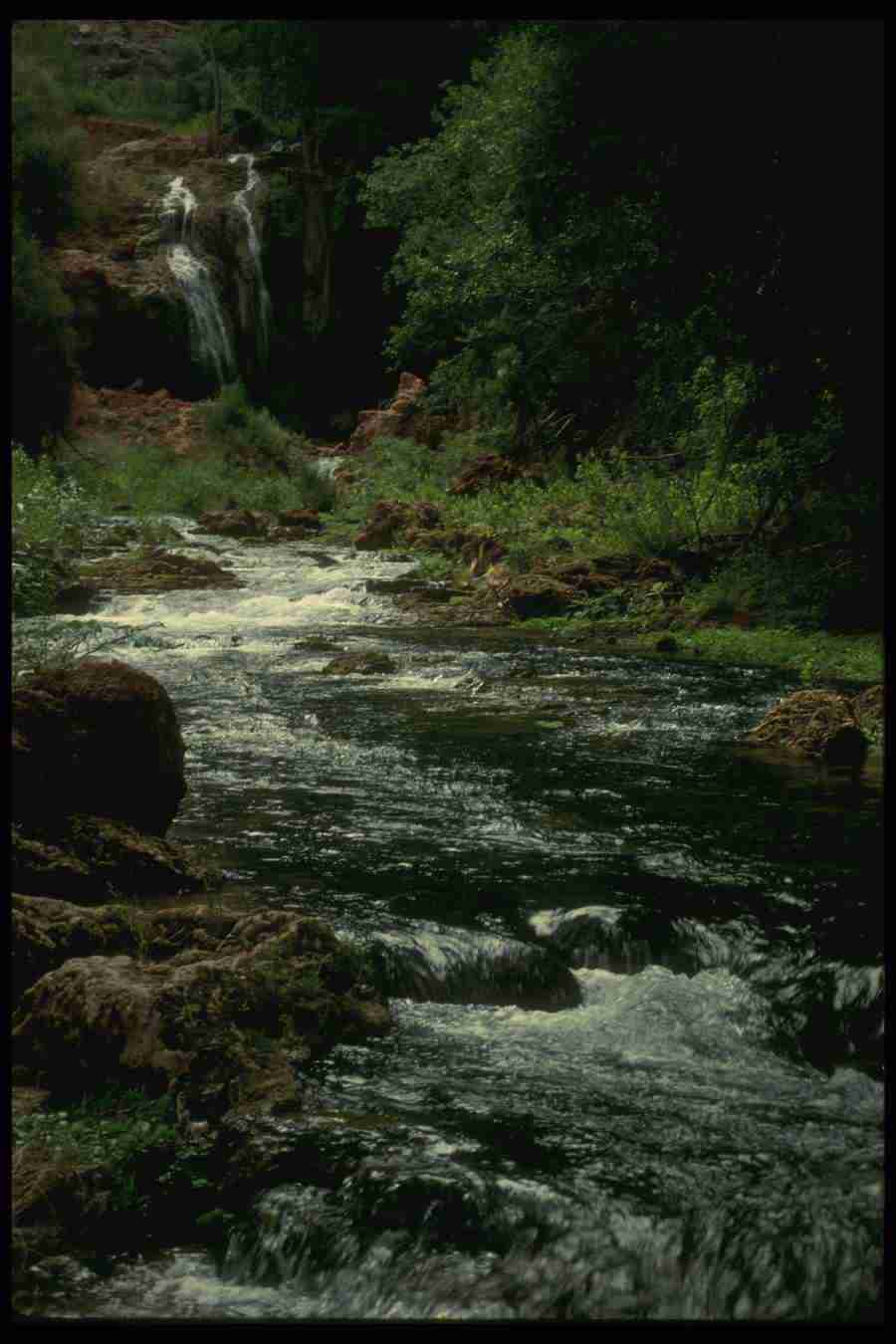 Grand Canyon - Corel Professional Photos ></a>
<script language=JavaScript> 
  var txt = 