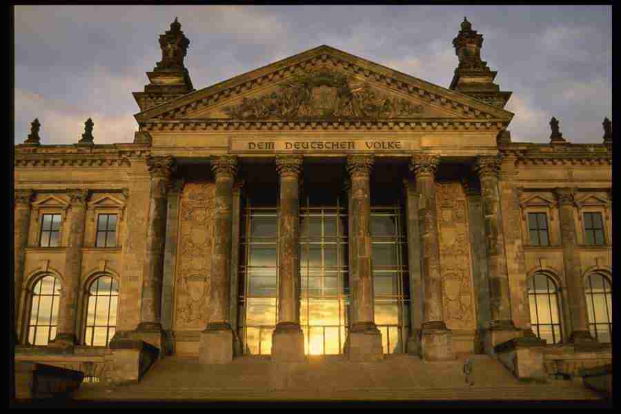 Germany - Corel Professional Photos ></a>
<script language=JavaScript> 
  var txt = 