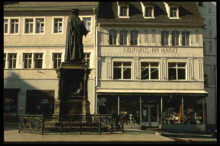 Germany - Corel Professional Photos ></a>
<script language=JavaScript> 
  var txt = 