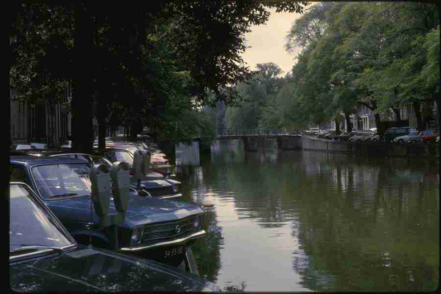 Holland - Corel Professional Photos ></a>
<script language=JavaScript> 
  var txt = 