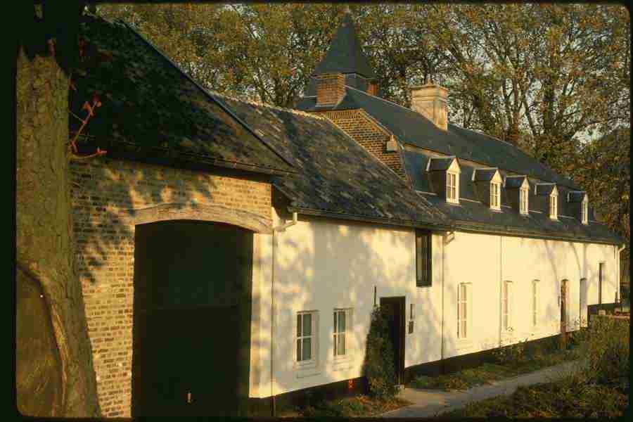 Holland - Corel Professional Photos ></a>
<script language=JavaScript> 
  var txt = 