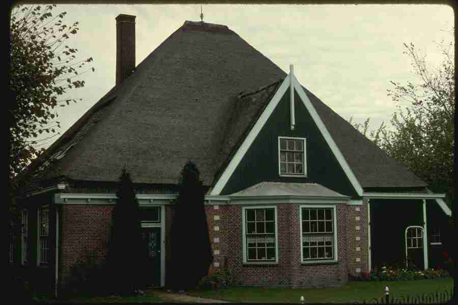 Holland - Corel Professional Photos ></a>
<script language=JavaScript> 
  var txt = 