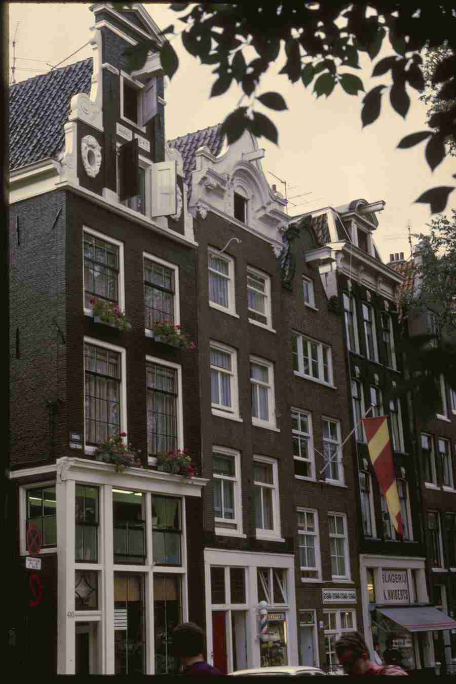 Holland - Corel Professional Photos ></a>
<script language=JavaScript> 
  var txt = 