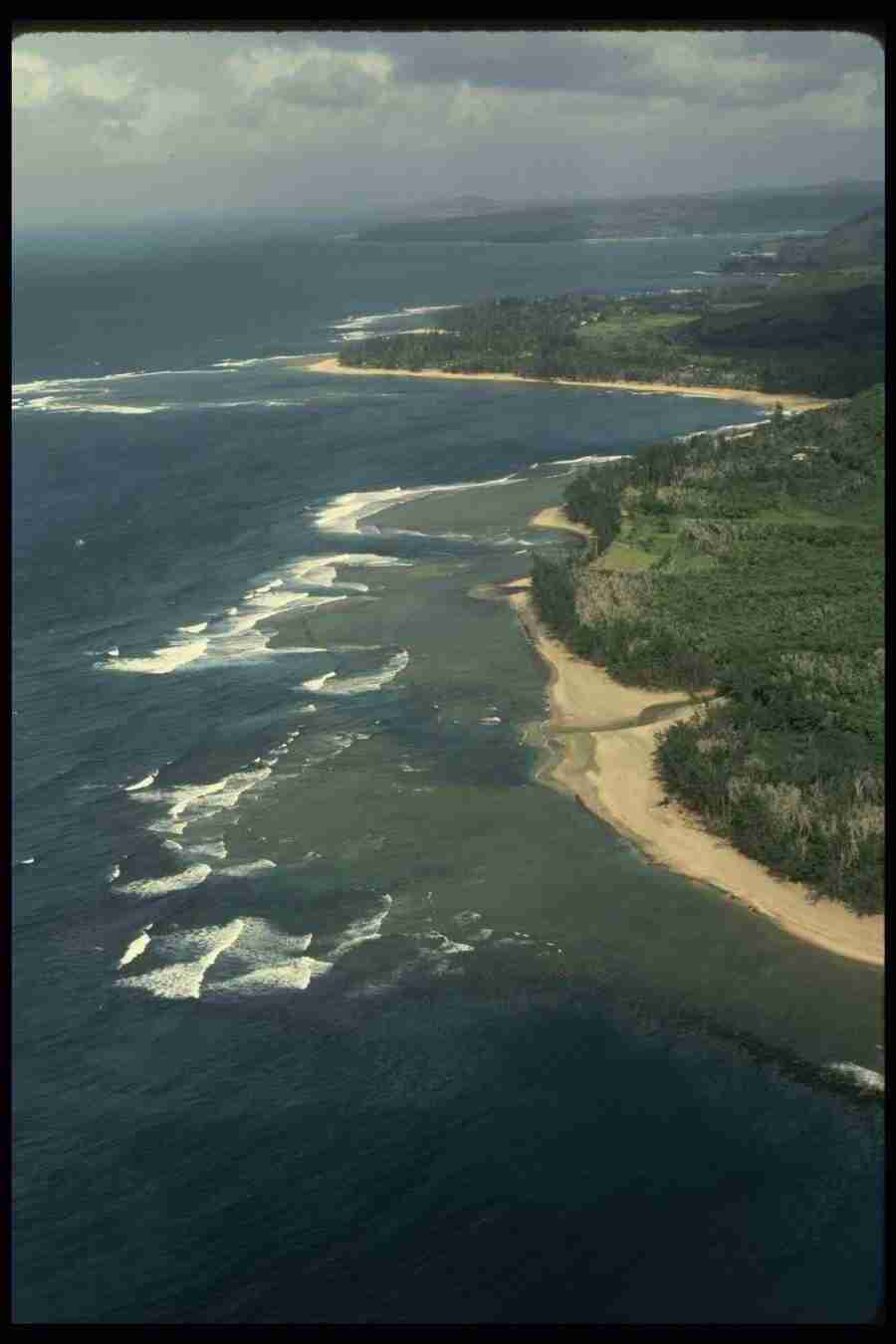 Hawaii - Corel Professional Photos ></a>
<script language=JavaScript> 
  var txt = 