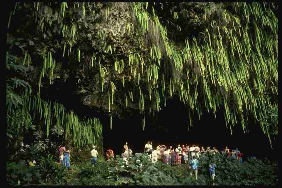 Hawaii - Corel Professional Photos ></a>
<script language=JavaScript> 
  var txt = 